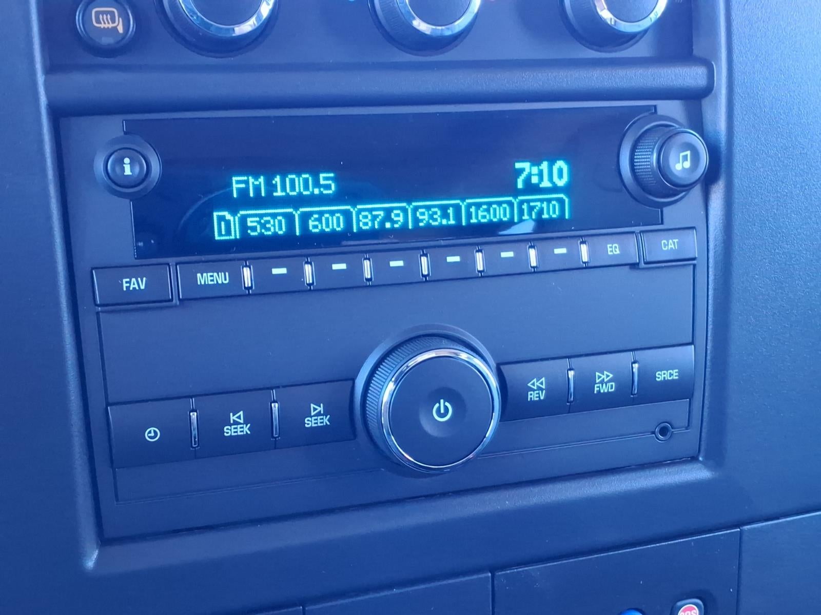 2025 Chevrolet Express Passenger 3500 1LS