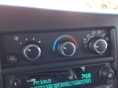 2025 Chevrolet Express Passenger 3500 1LS