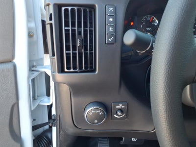 2025 Chevrolet Express Passenger 3500 1LS