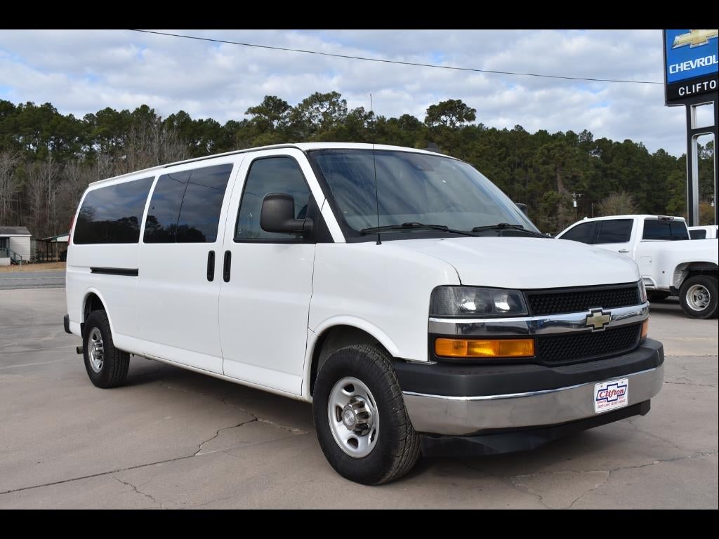 2019 Chevrolet Express Passenger 3500 LT