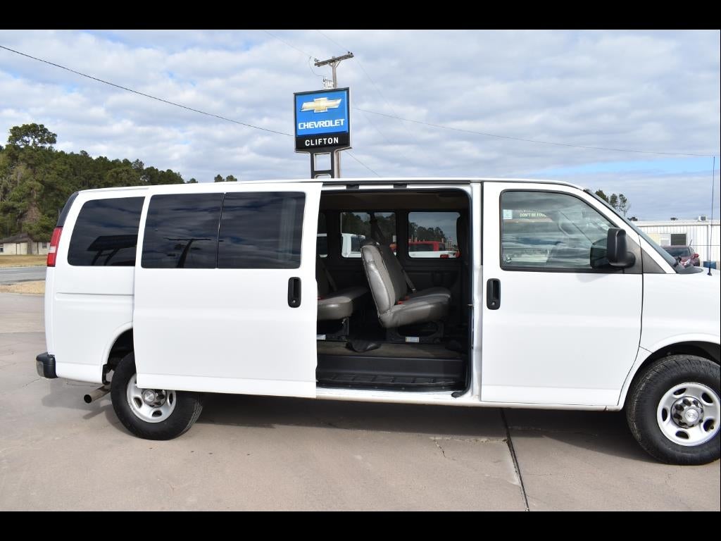 2019 Chevrolet Express Passenger 3500 LT