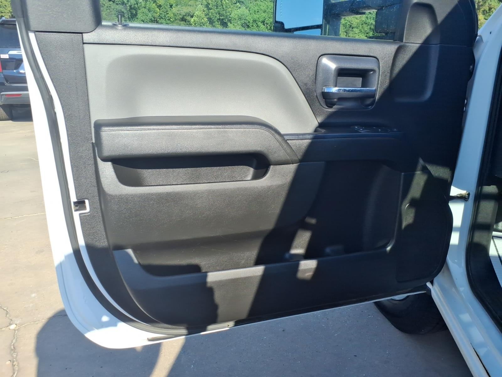 2019 Chevrolet Silverado 3500 HD Chassis Cab WT