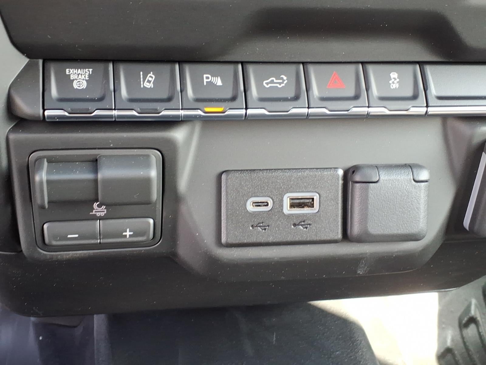 2026 Chevrolet Silverado 3500 HD WT DRW