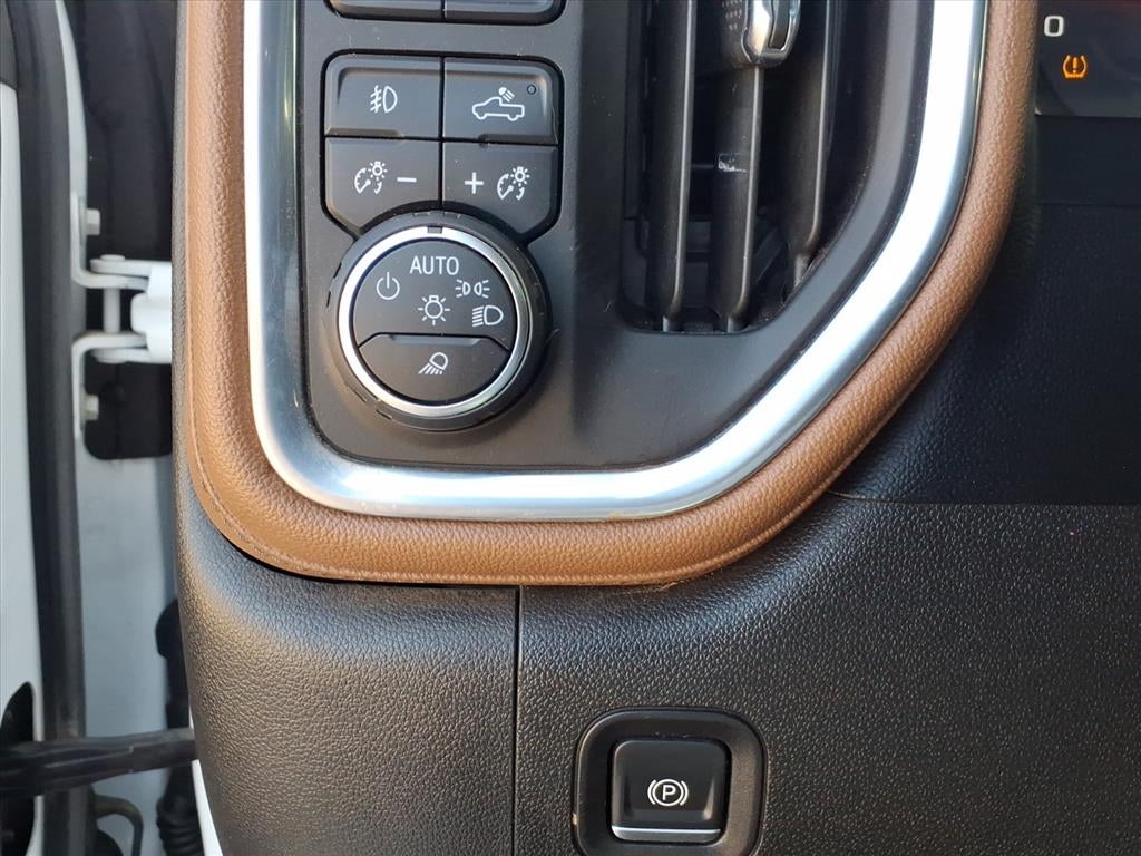 2022 Chevrolet Silverado 3500 HD High Country