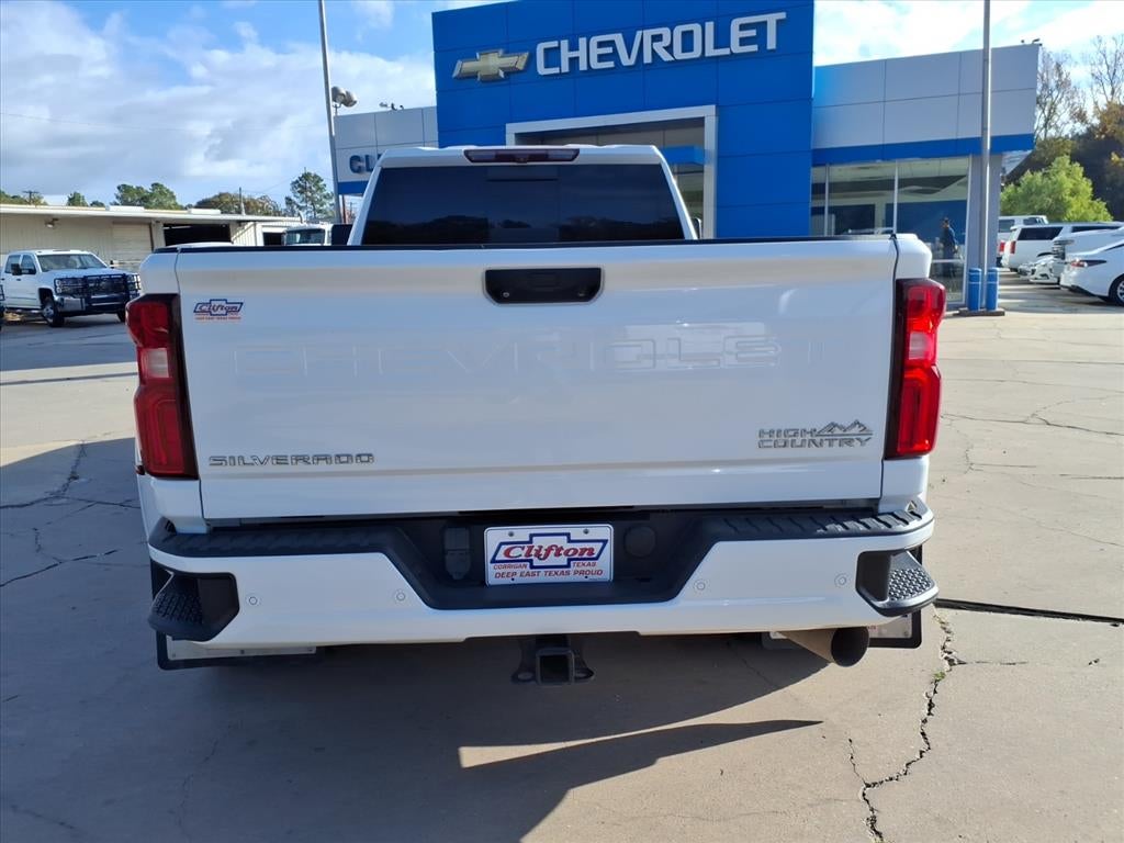 2022 Chevrolet Silverado 3500 HD High Country