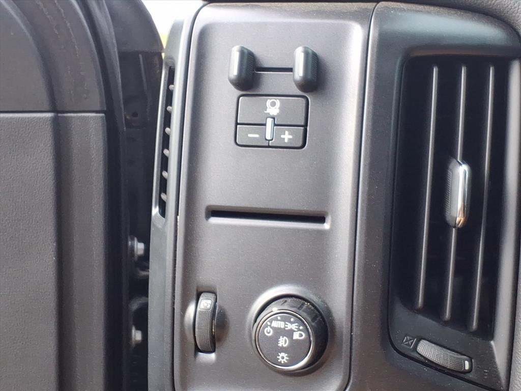 2022 Chevrolet Silverado 6500 HD Work Truck