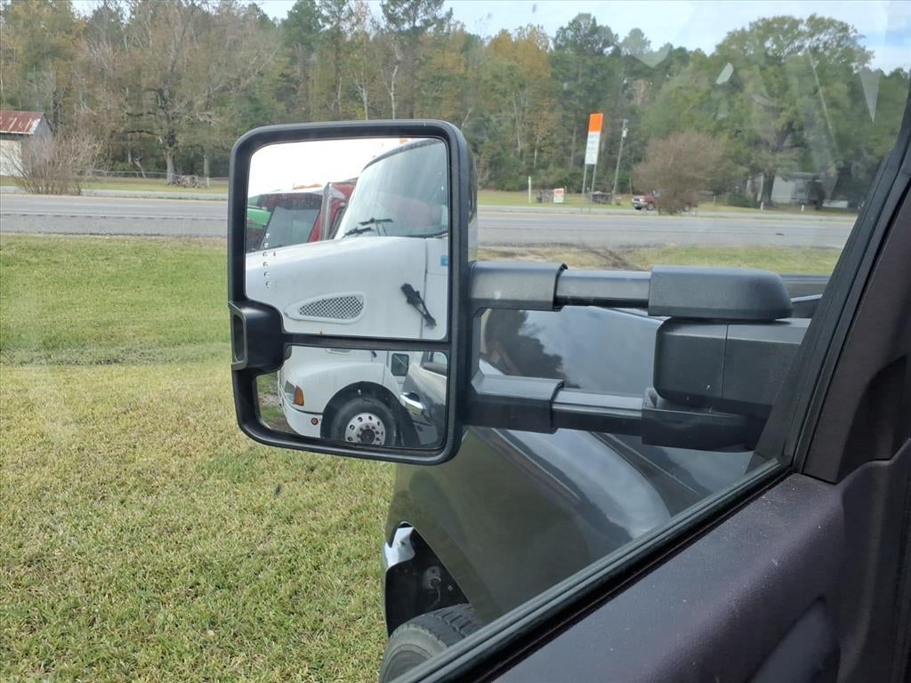 2022 Chevrolet Silverado 6500 HD Work Truck